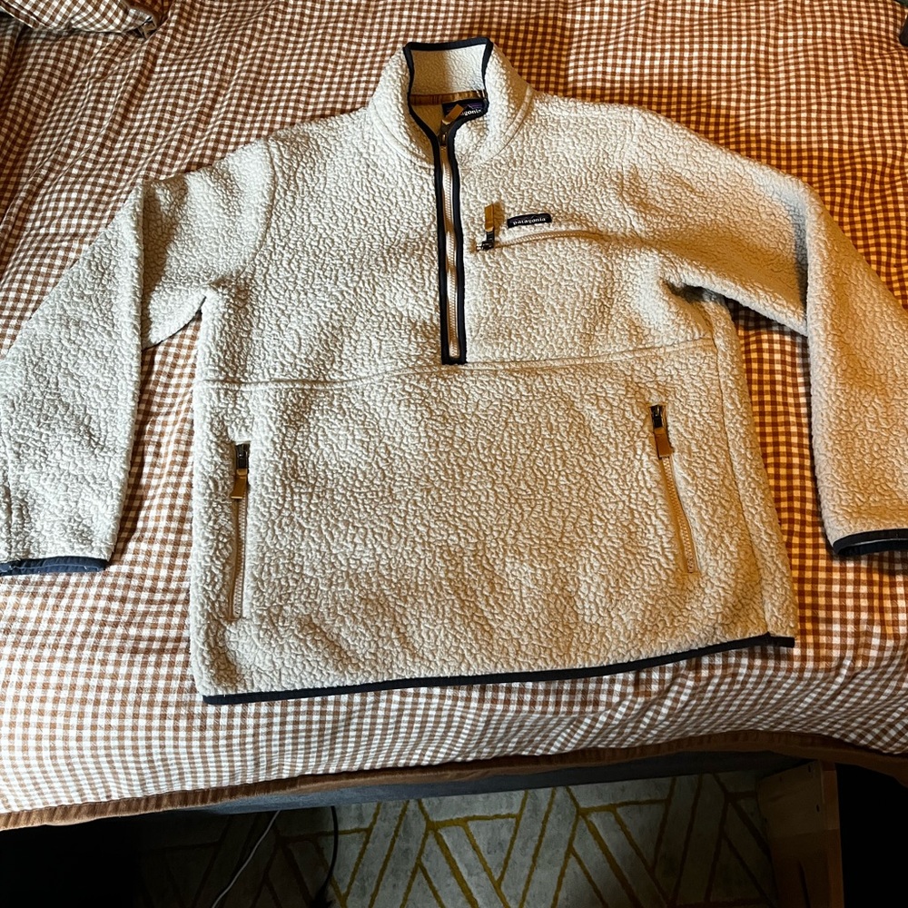 Patagonia Women’s Retro Pile Fleece Marsupial